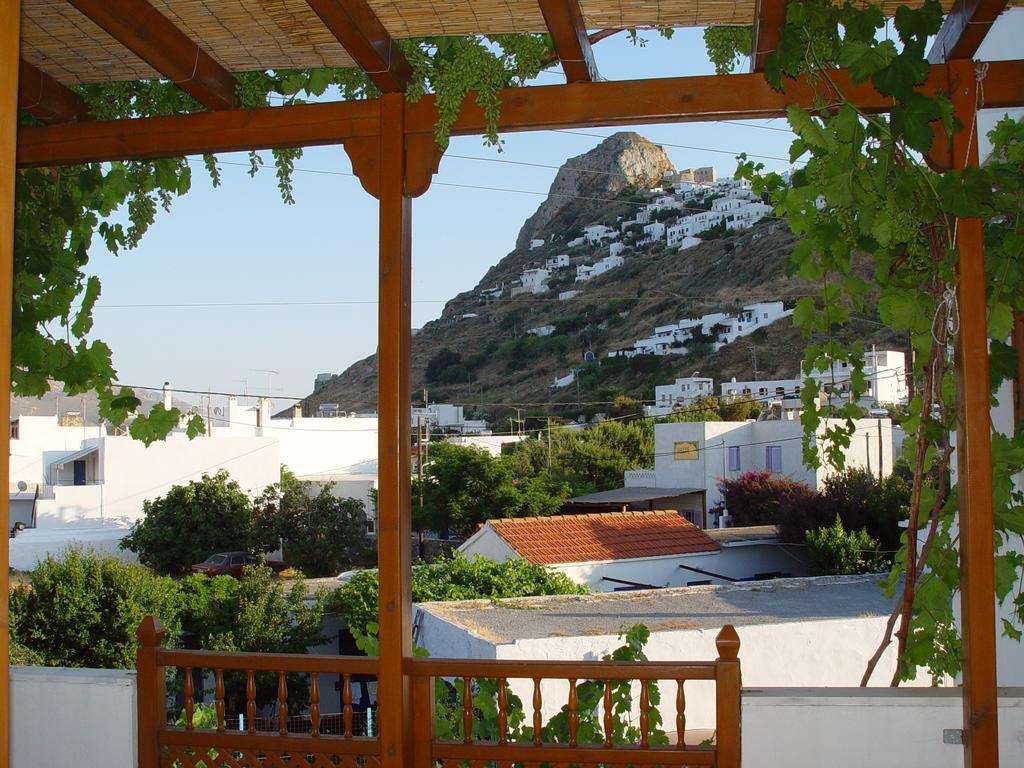 Deidamia Hotel Skyros Buitenkant foto
