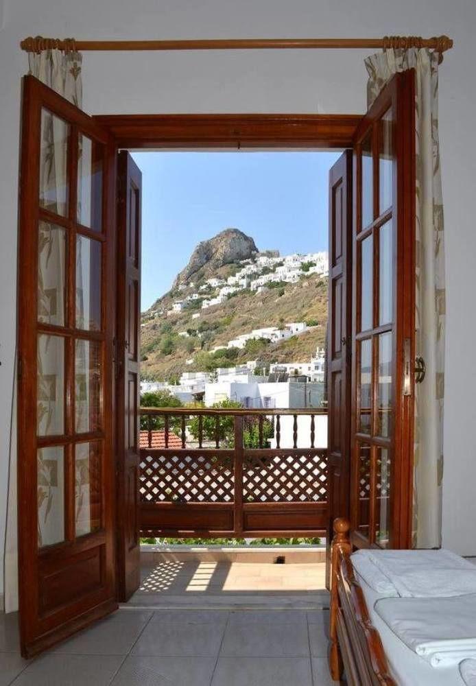 Deidamia Hotel Skyros Buitenkant foto