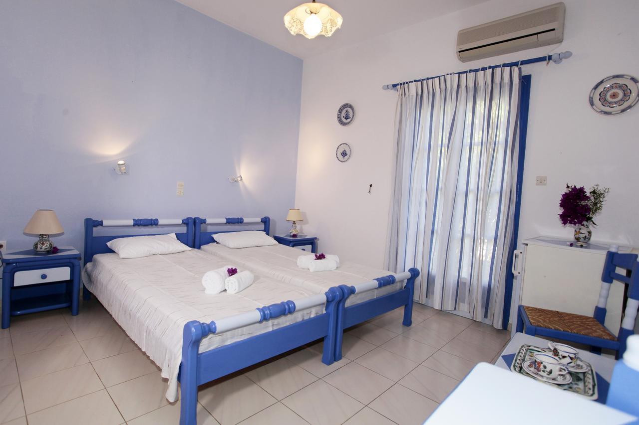 Deidamia Hotel Skyros Buitenkant foto