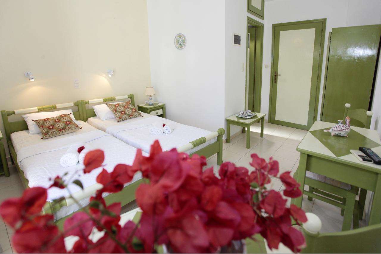 Deidamia Hotel Skyros Buitenkant foto