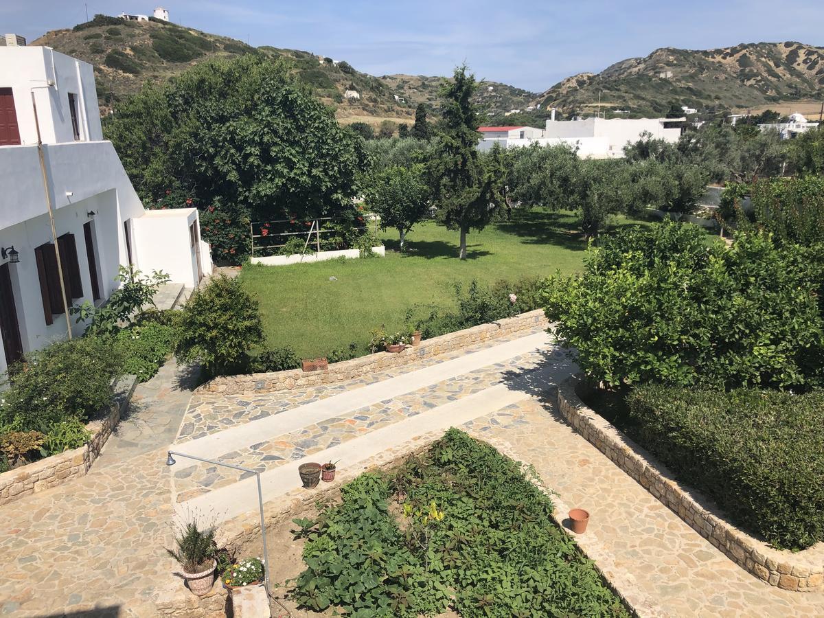 Deidamia Hotel Skyros Buitenkant foto