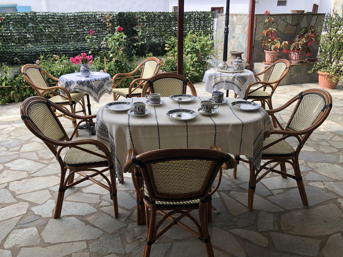 Deidamia Hotel Skyros Buitenkant foto