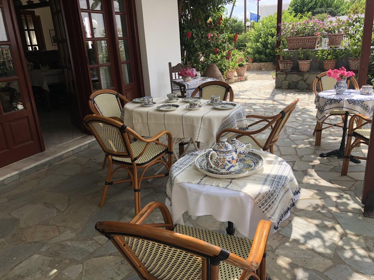 Deidamia Hotel Skyros Buitenkant foto