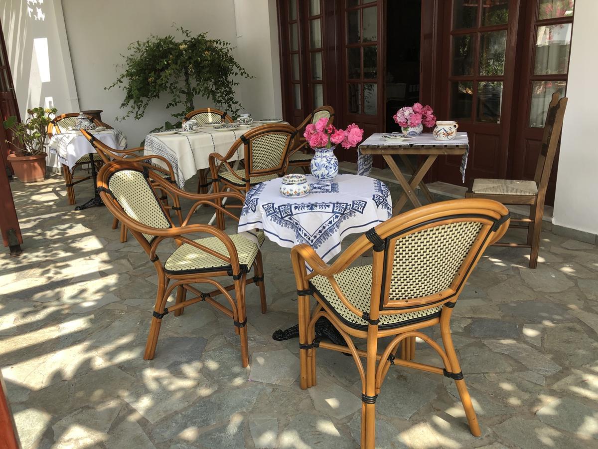 Deidamia Hotel Skyros Buitenkant foto